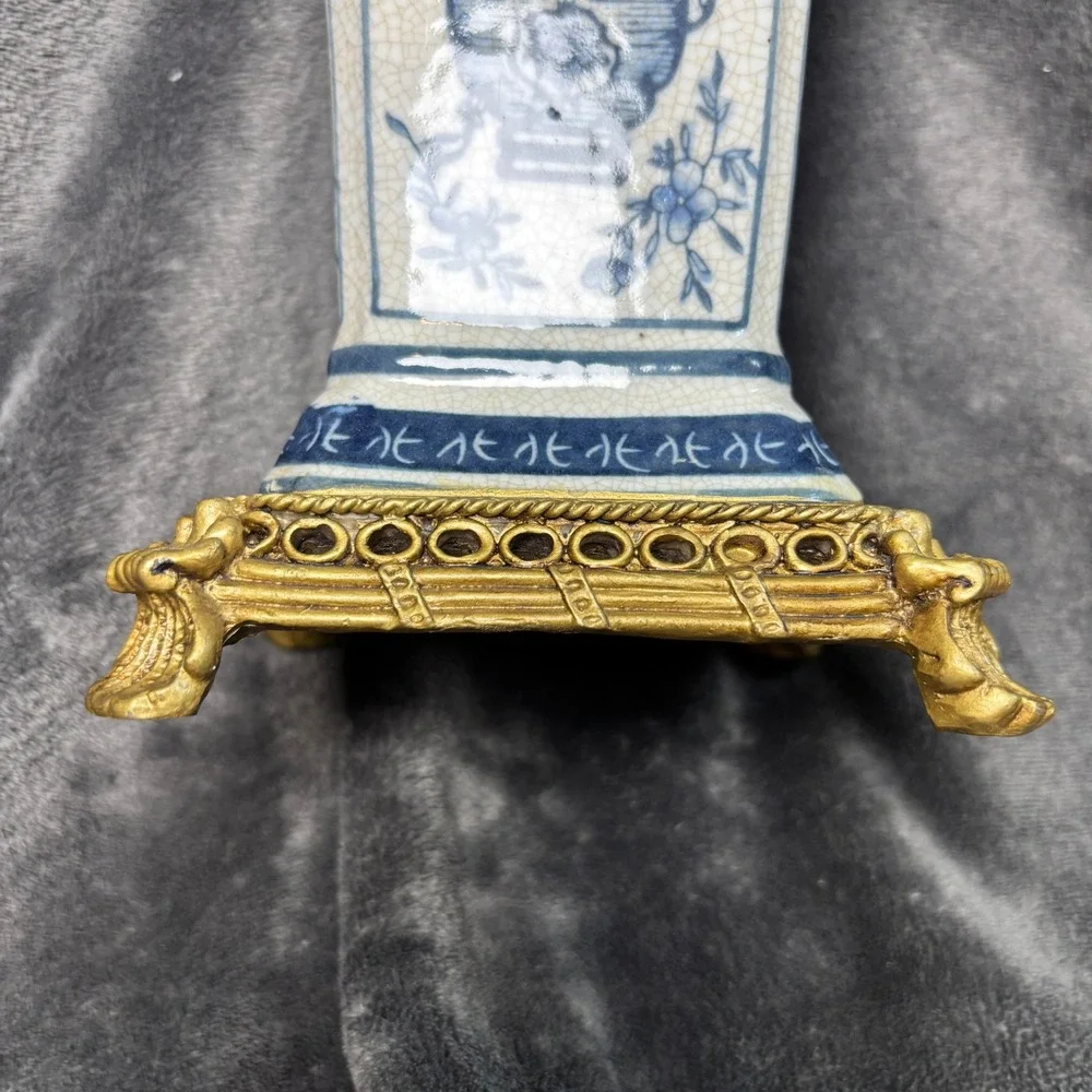 Vtg Look Victorian Continental Blue and White Vase Hollywood Gold Trim